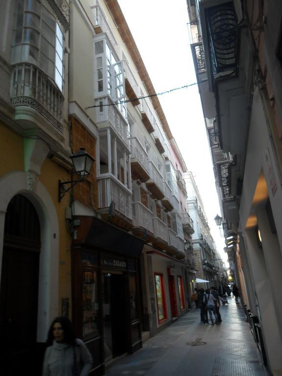 Sagasta Apartments Cádiz Buitenkant foto